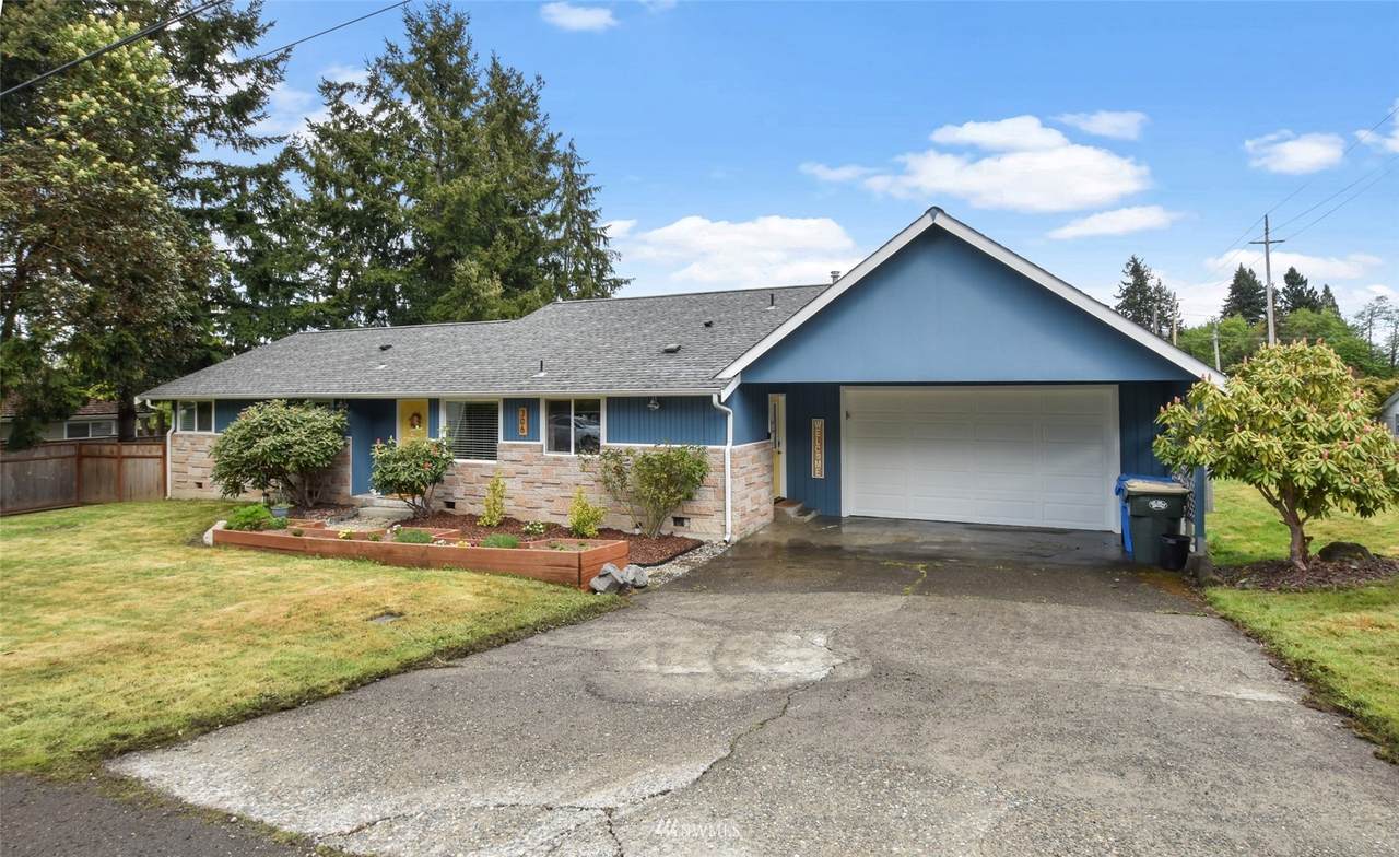 306 7th Avenue - Photo 1
