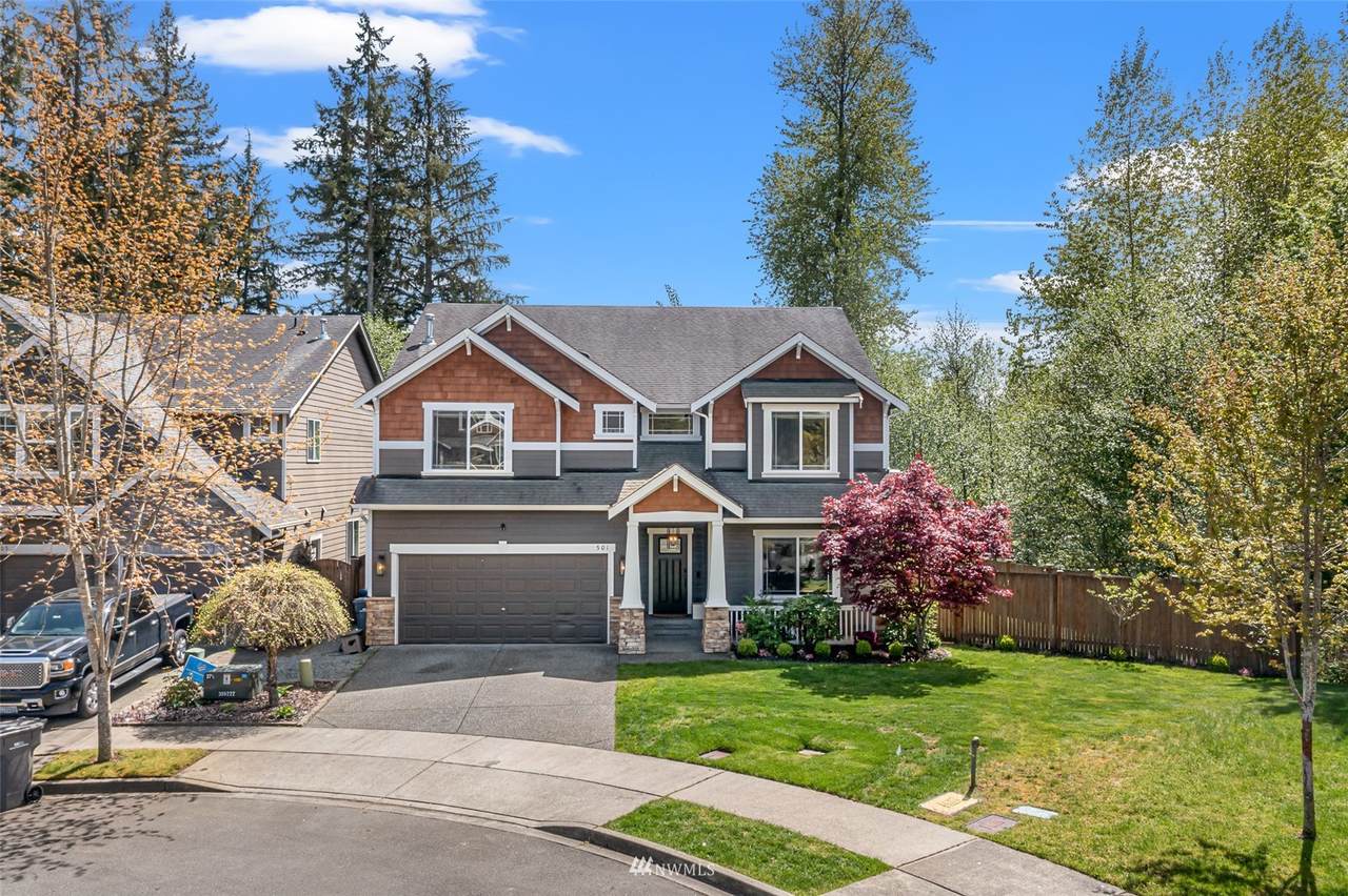501 125th Avenue - Photo 1