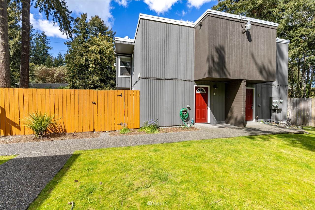 13055 Pacific Highway - Photo 1