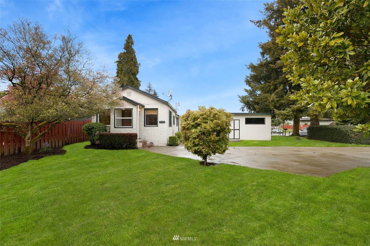 10409 3rd Avenue - Photo 1