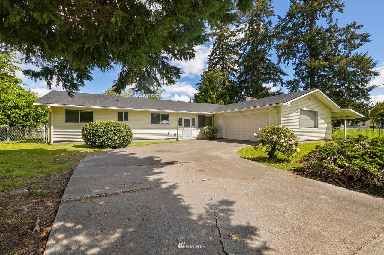 6726 Husky Way - Photo 1