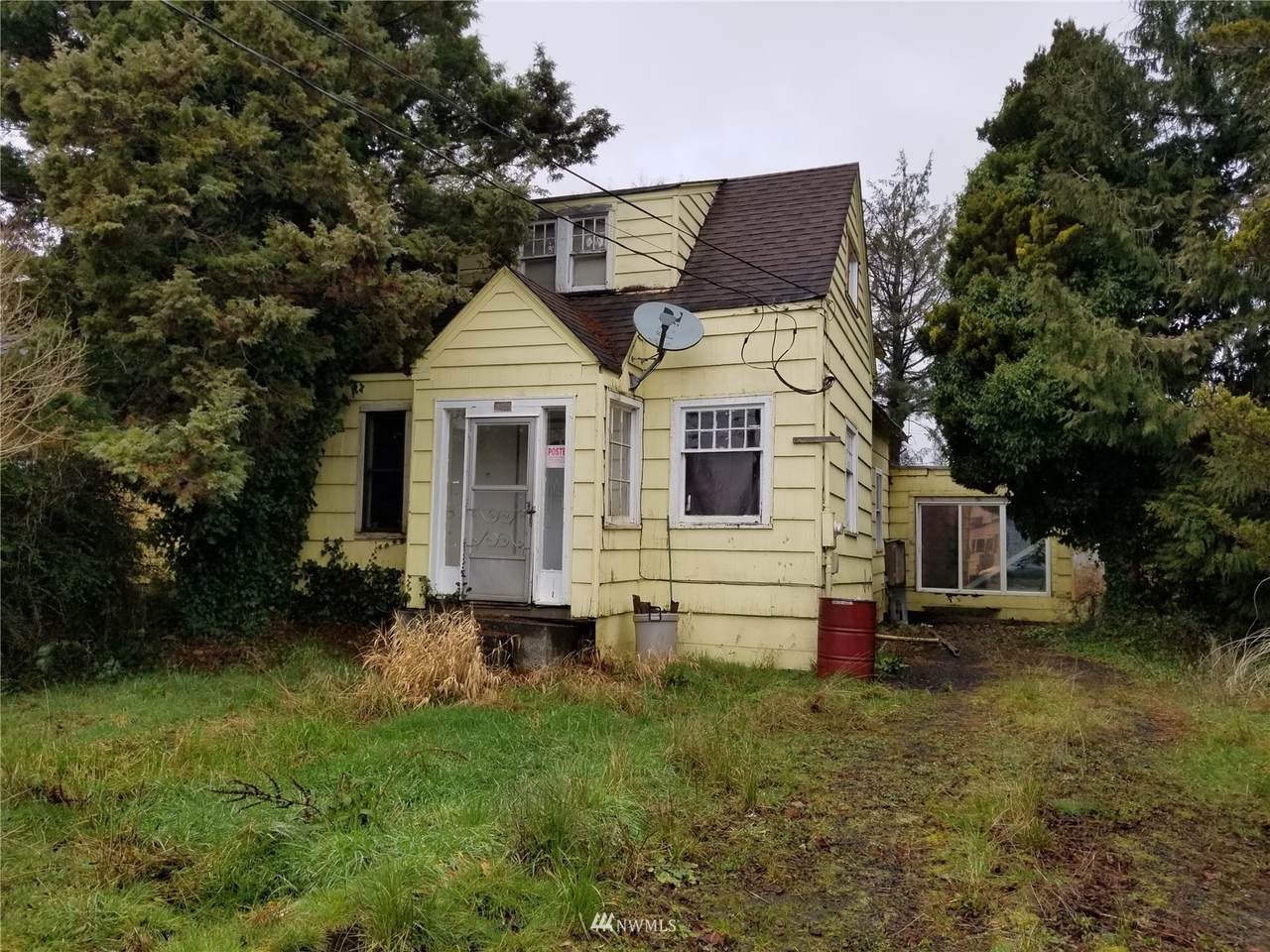 1018 Cushing - Photo 1