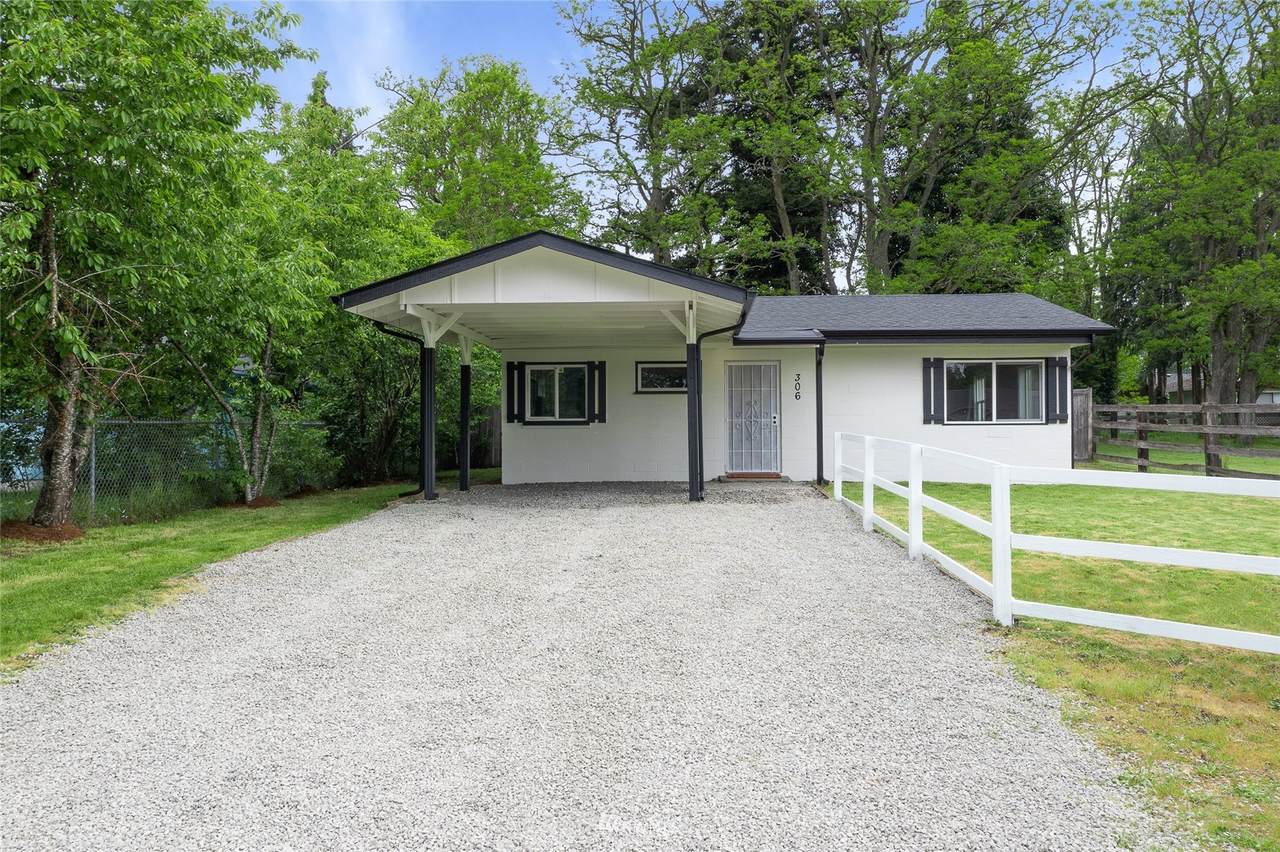 306 Jefferson Avenue - Photo 1