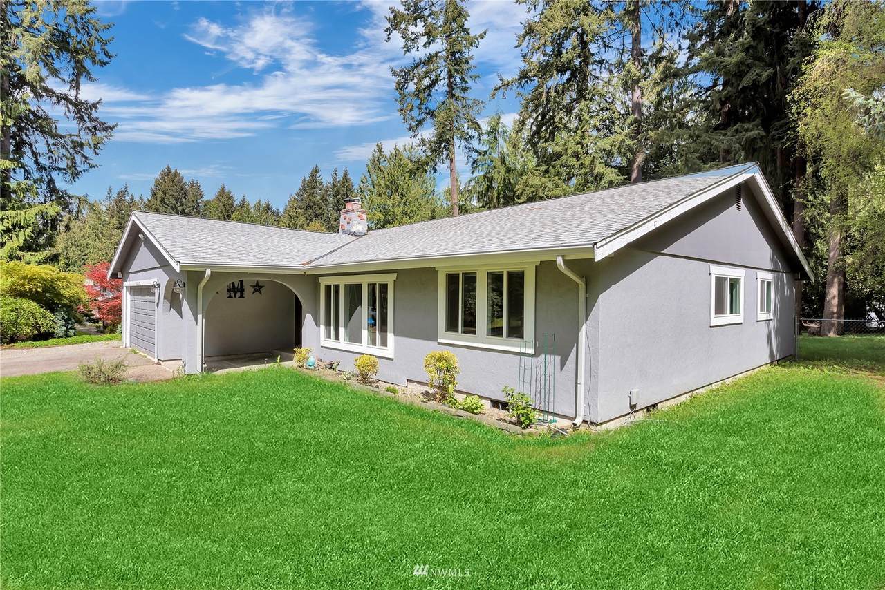 10825 149th Street - Photo 1