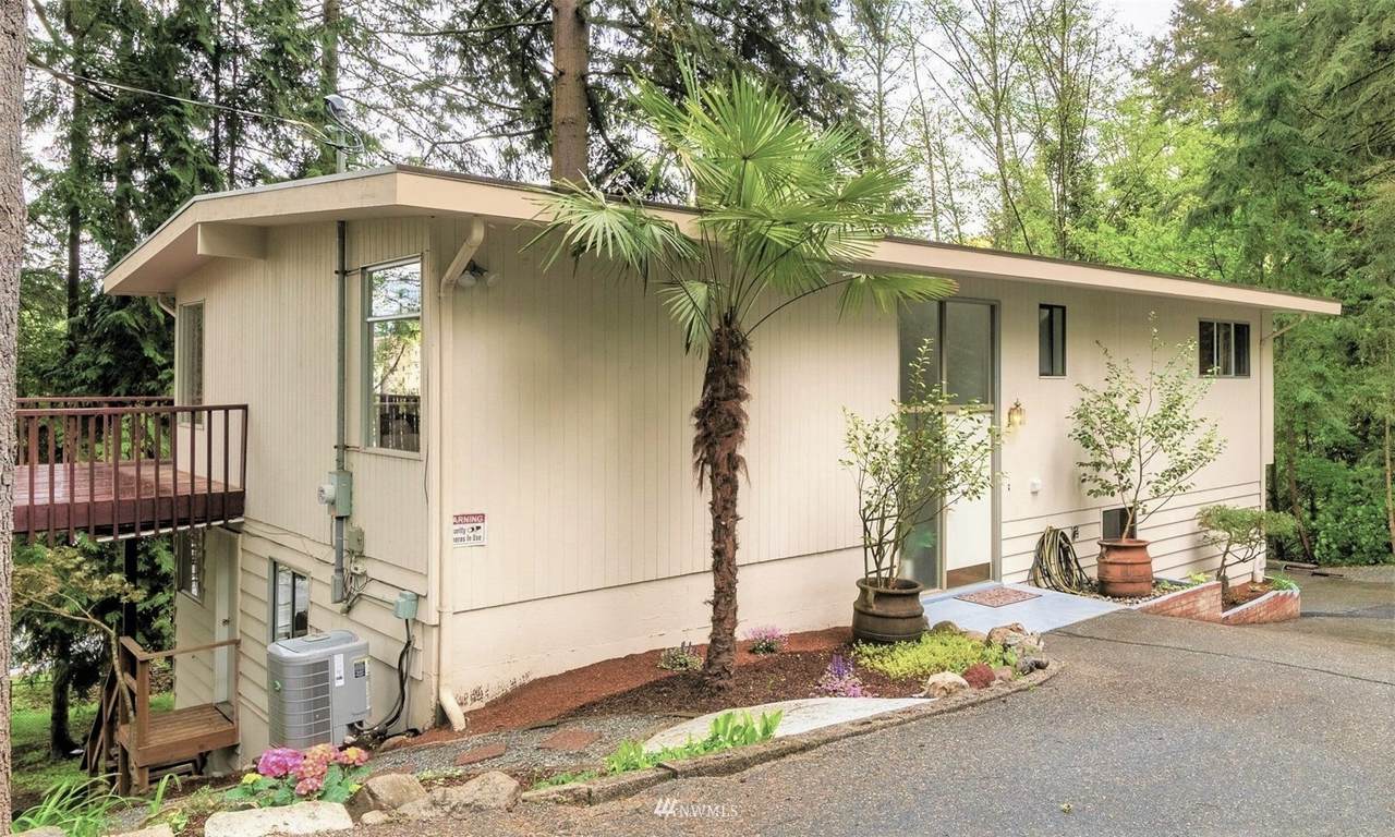 18854 Firlands Way - Photo 1