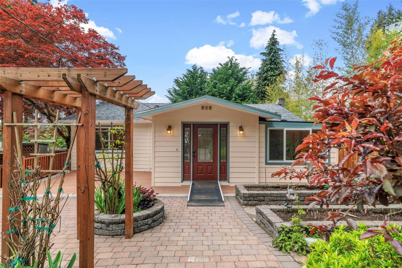 15867 15TH Avenue - Photo 1
