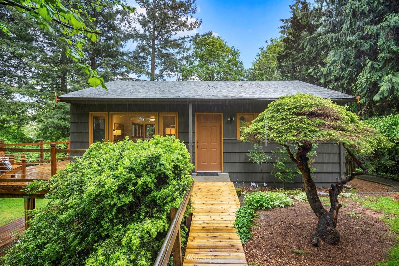 3715 Webster Street - Photo 1