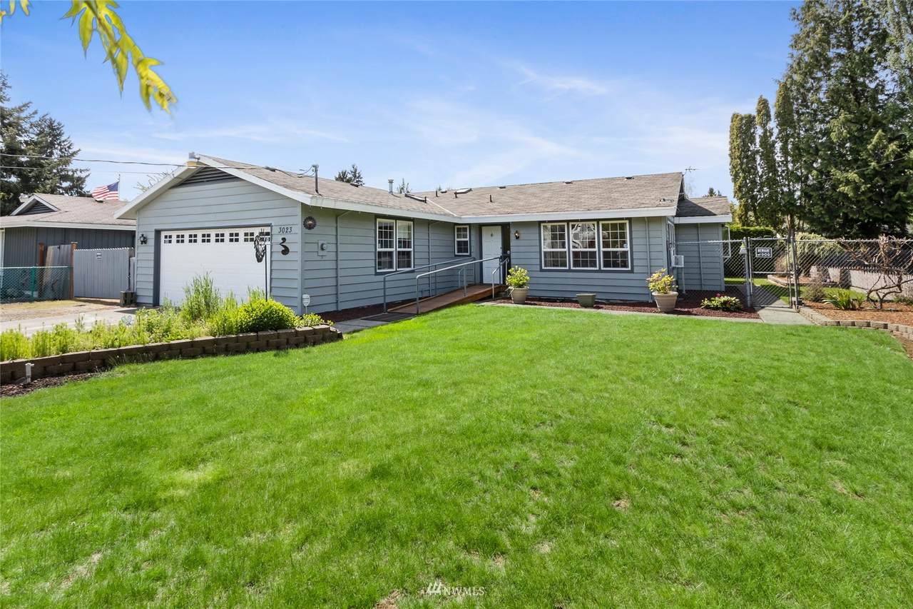 3023 Dale Lane - Photo 1