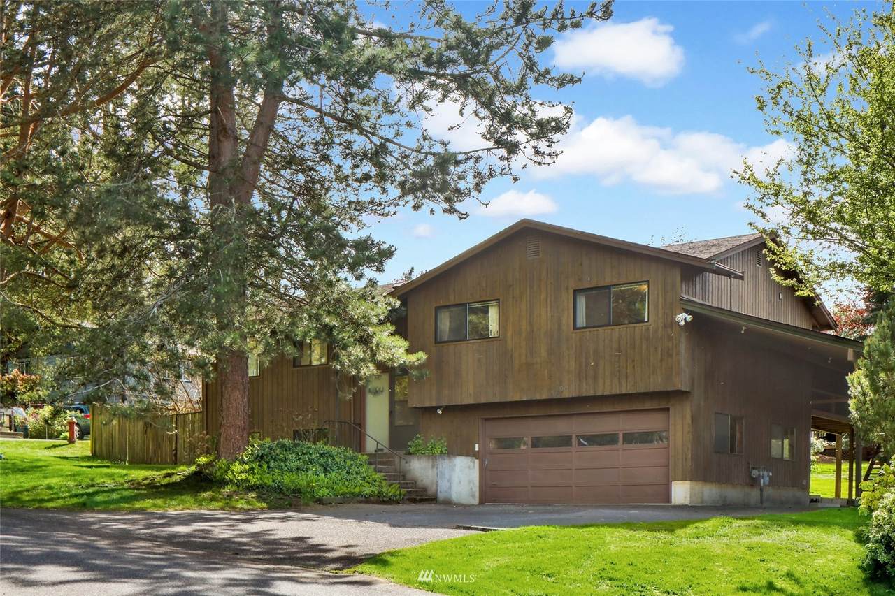 1201 Woburn Street - Photo 1