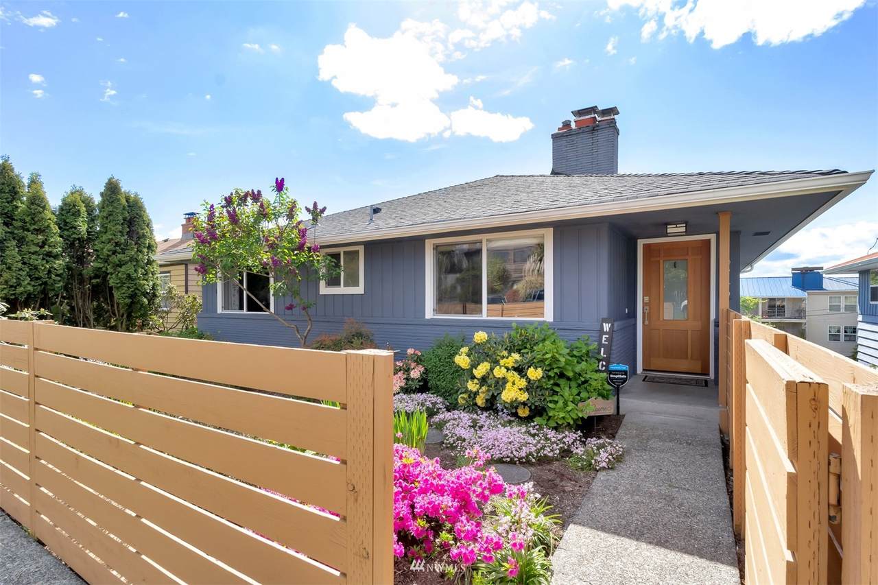 9745 Phinney Avenue - Photo 1