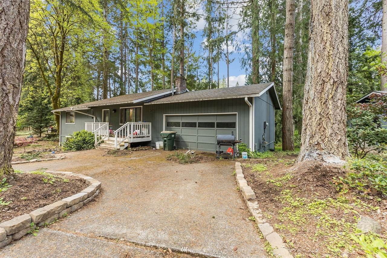 7027 Glen Terra Court - Photo 1