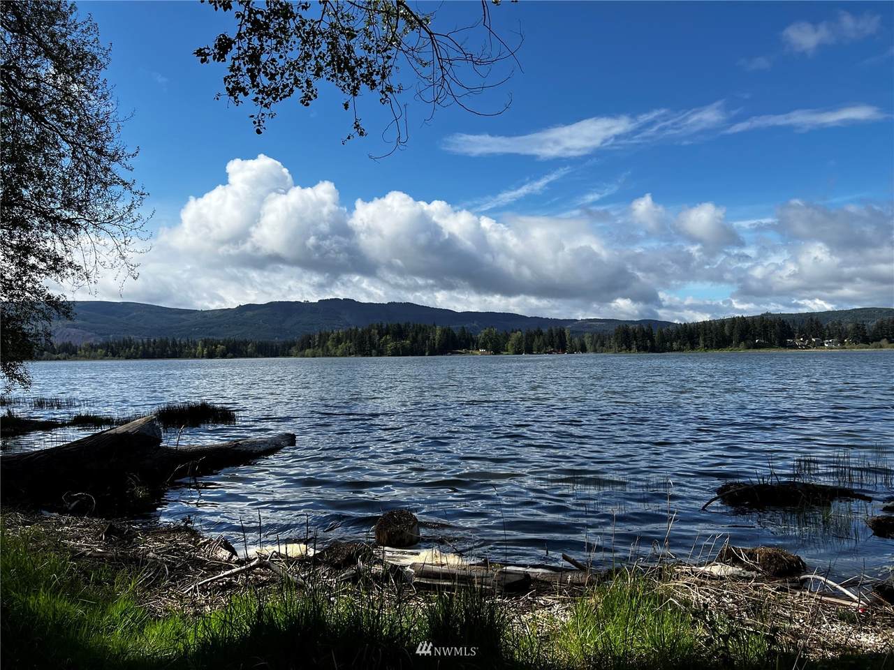 15617 Lawrence Lake Rd Se - Photo 1