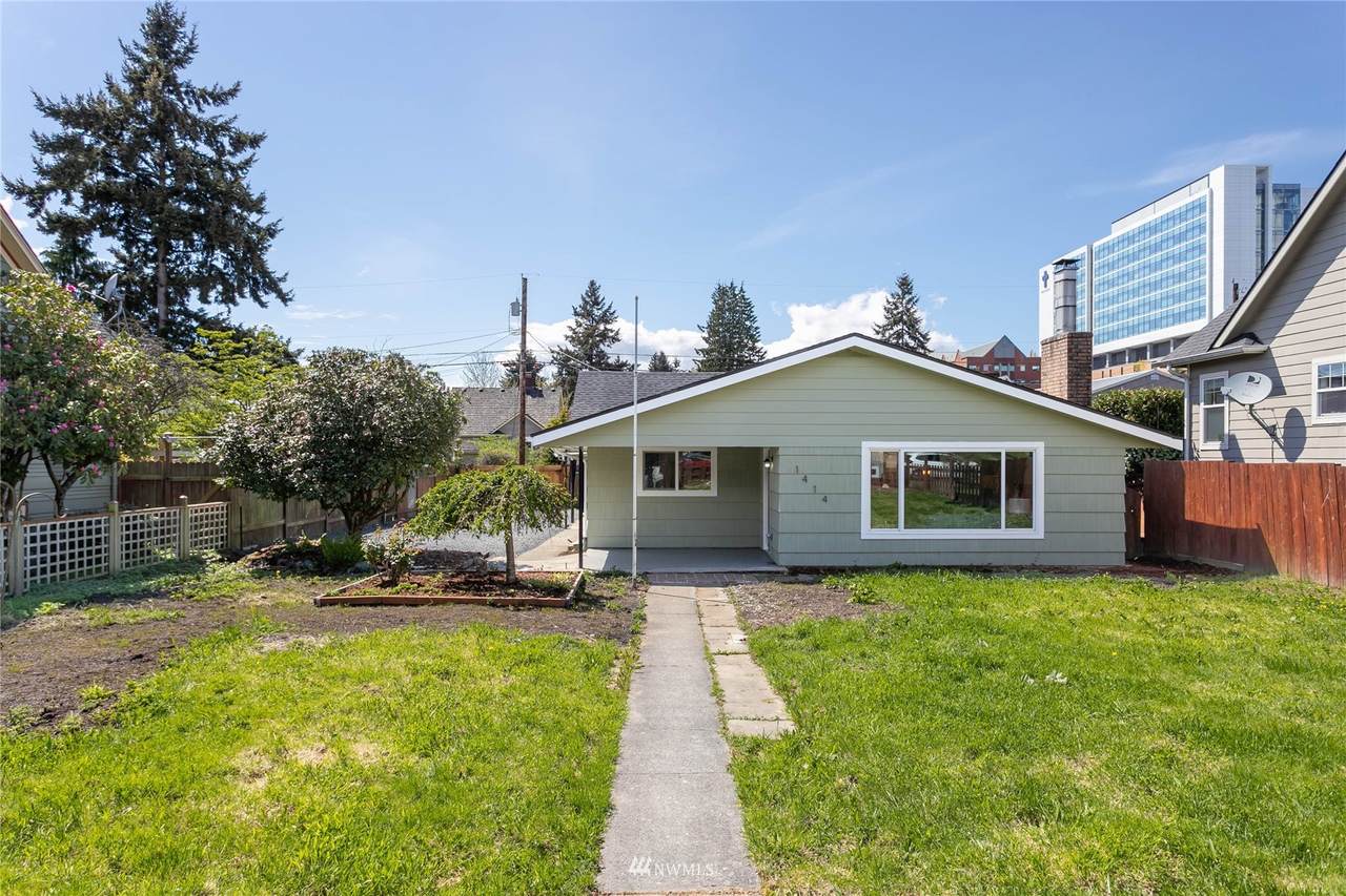 1414 Lombard Avenue - Photo 1