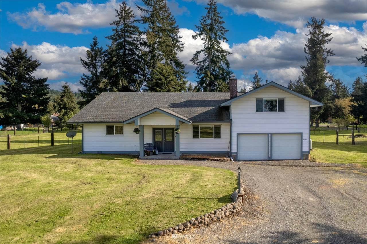 4221 183rd Avenue - Photo 1
