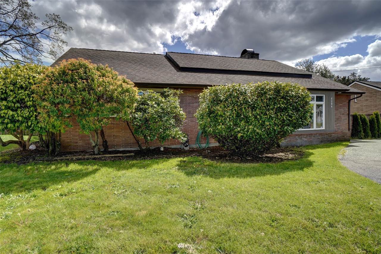 6204 Wildaire Road - Photo 1