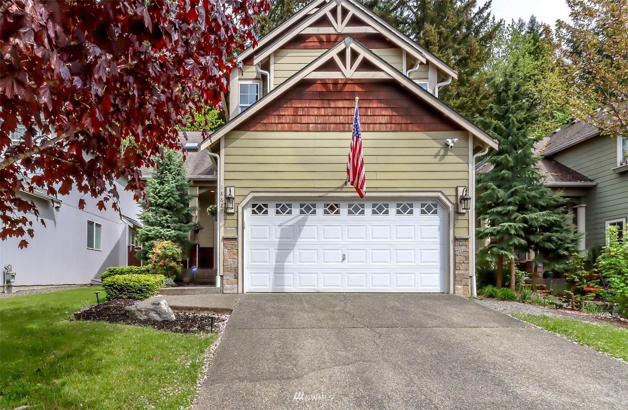 18827 Eastwood Avenue - Photo 1