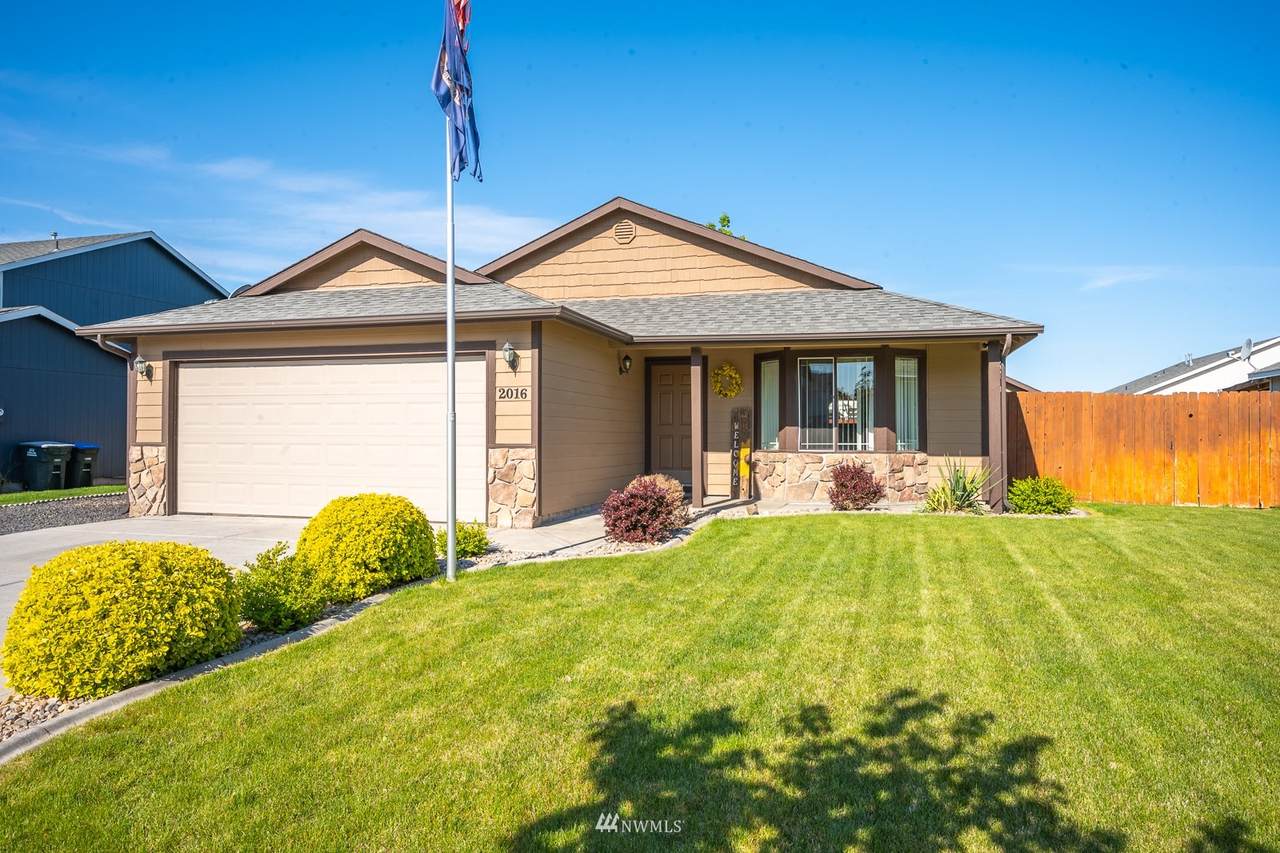 2016 Leanne Avenue - Photo 1