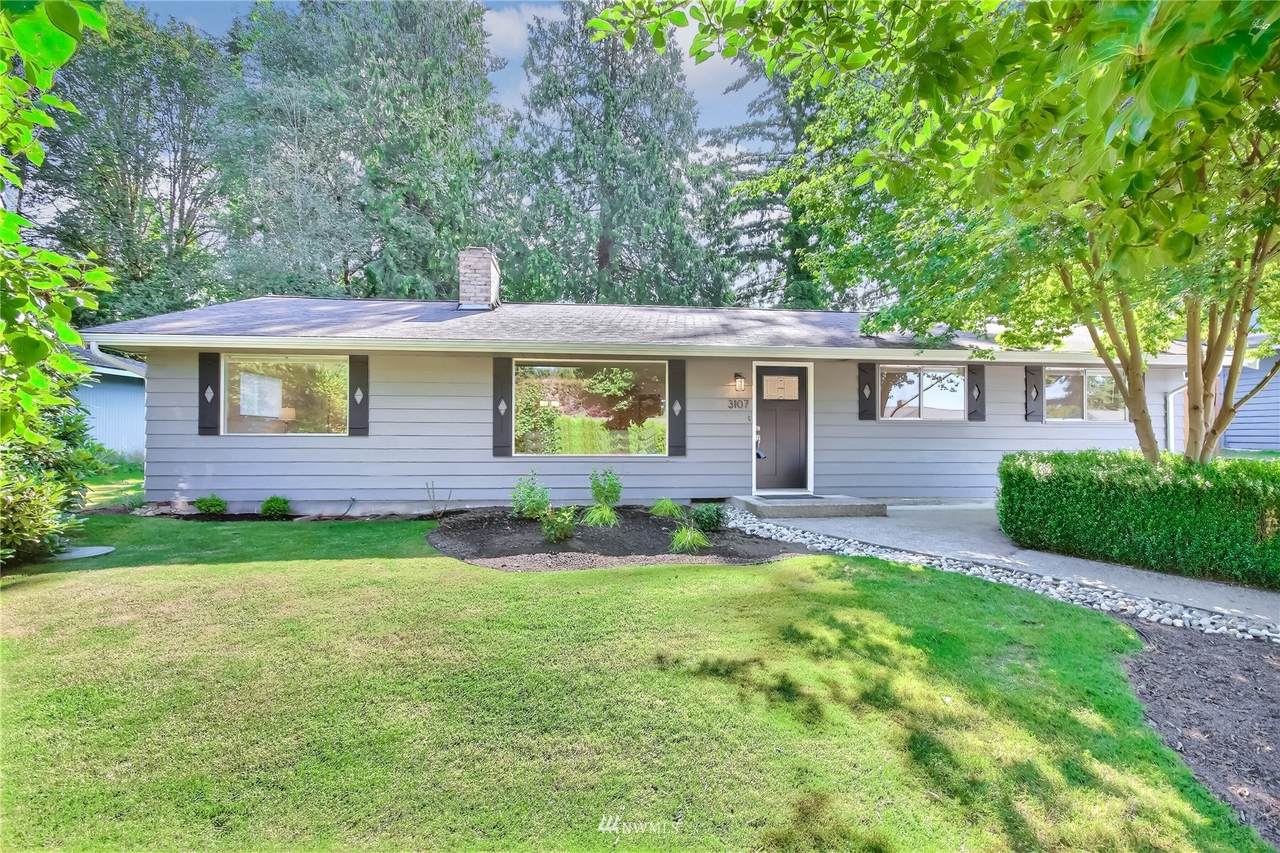 3107 95th Drive - Photo 1