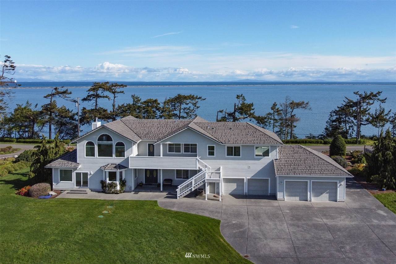 402 Marine Drive - Photo 1