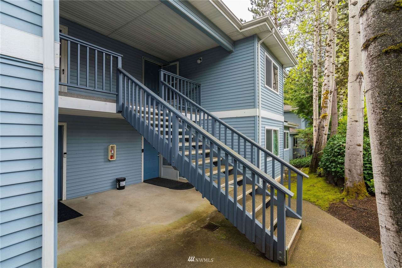 10915 128th Street - Photo 1