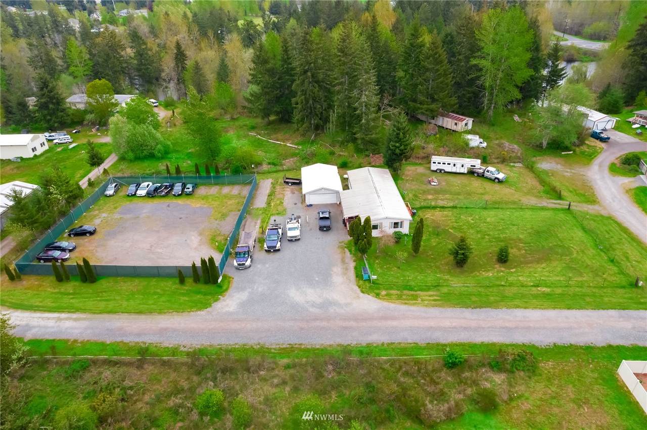 15846 123rd Avenue - Photo 1