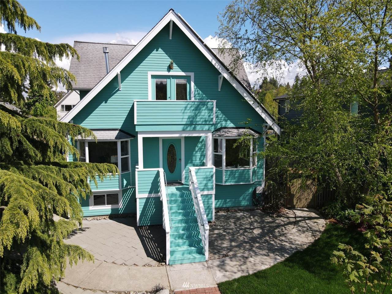 4526 38th Avenue - Photo 1