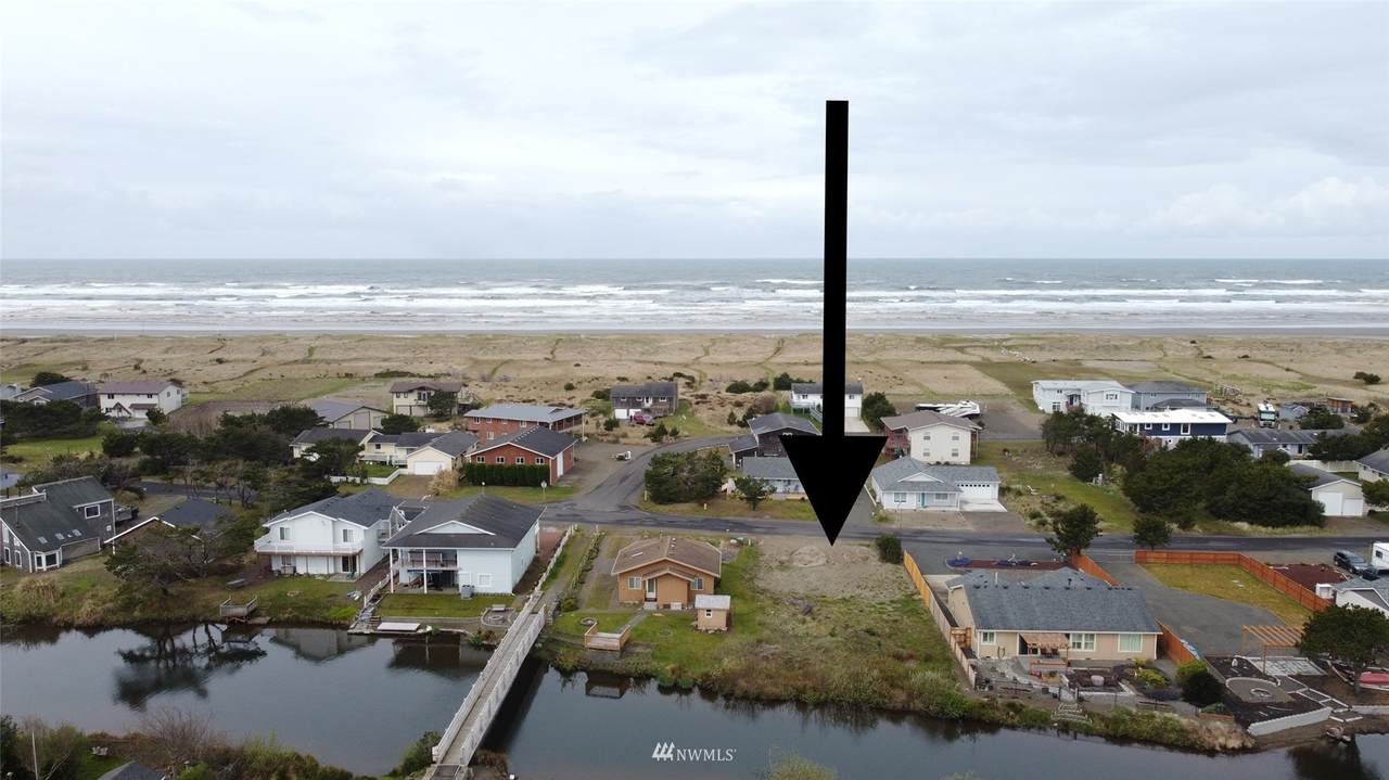 34504 G Street - Photo 1