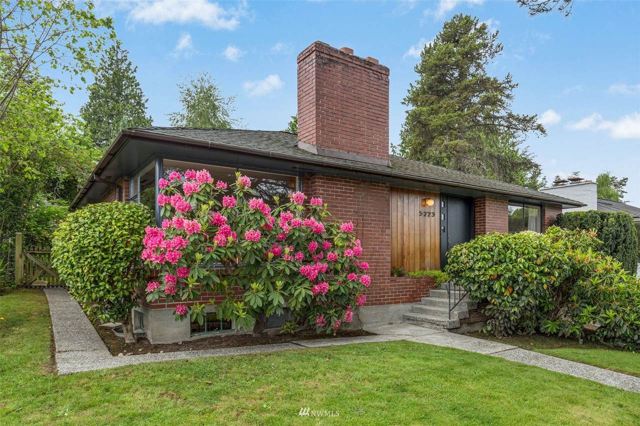5223 Ivanhoe Place - Photo 1