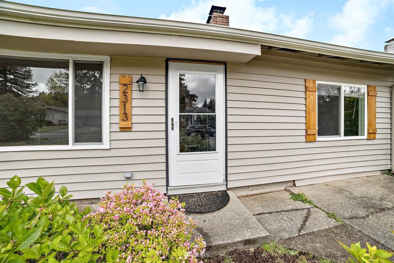 2313 Maple Lane - Photo 1