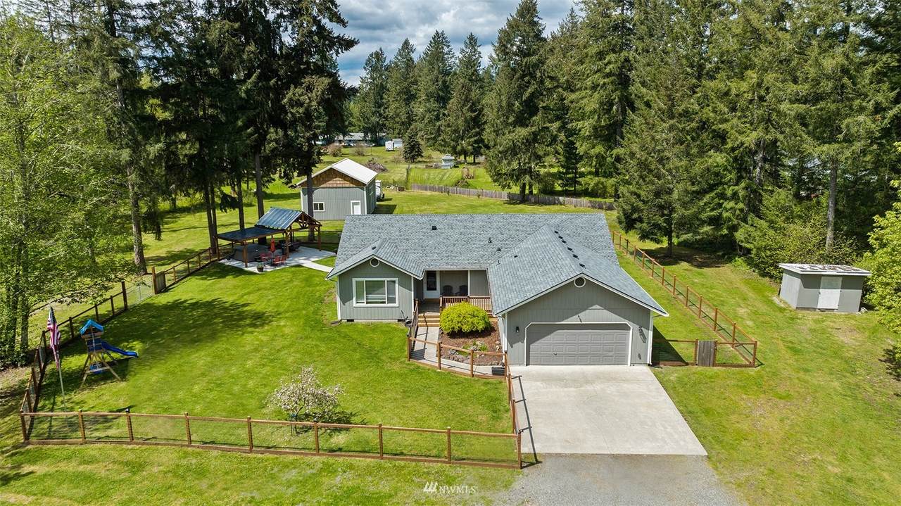 221 140th Avenue - Photo 1