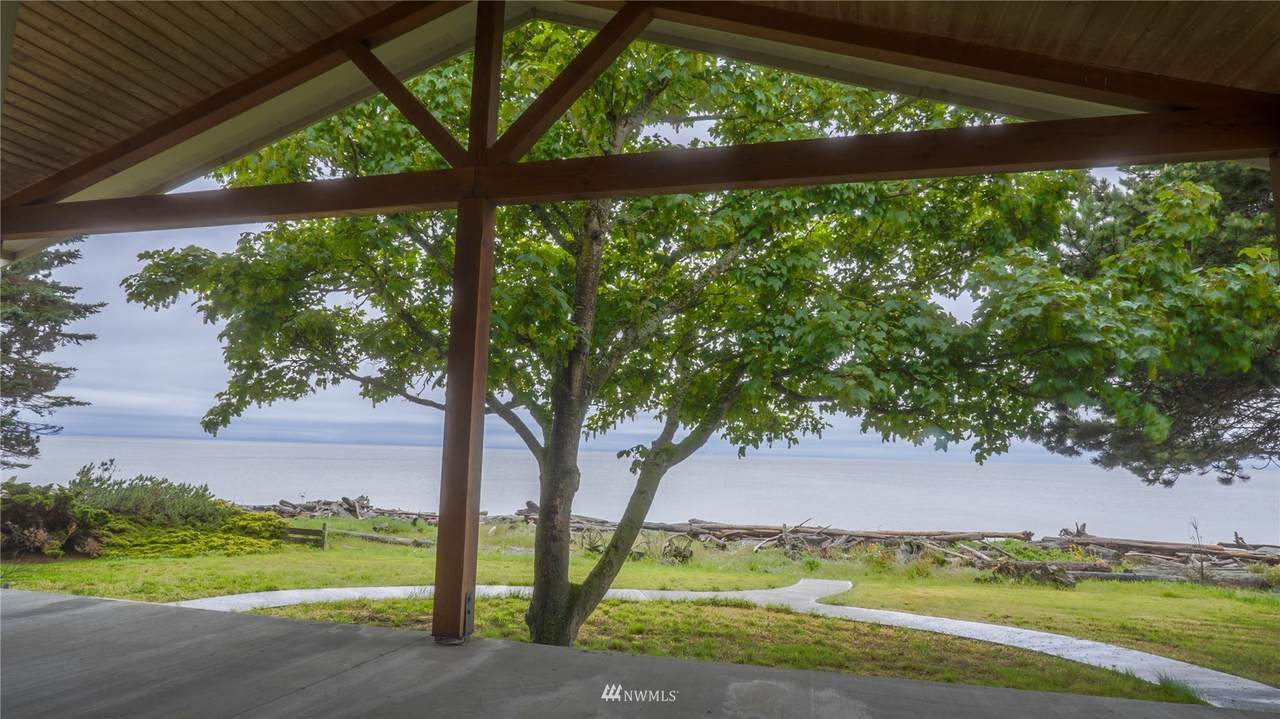591 Marine Drive - Photo 1