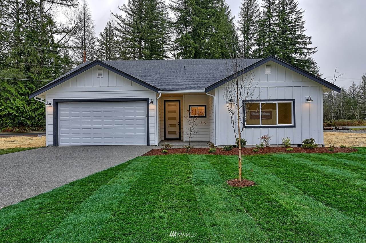 1427 Wallace Falls Court - Photo 1
