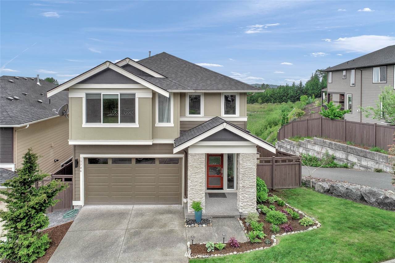 13746 199th Avenue - Photo 1