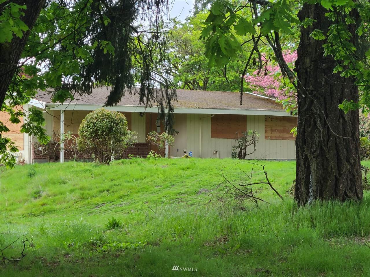 16725 140th Avenue - Photo 1