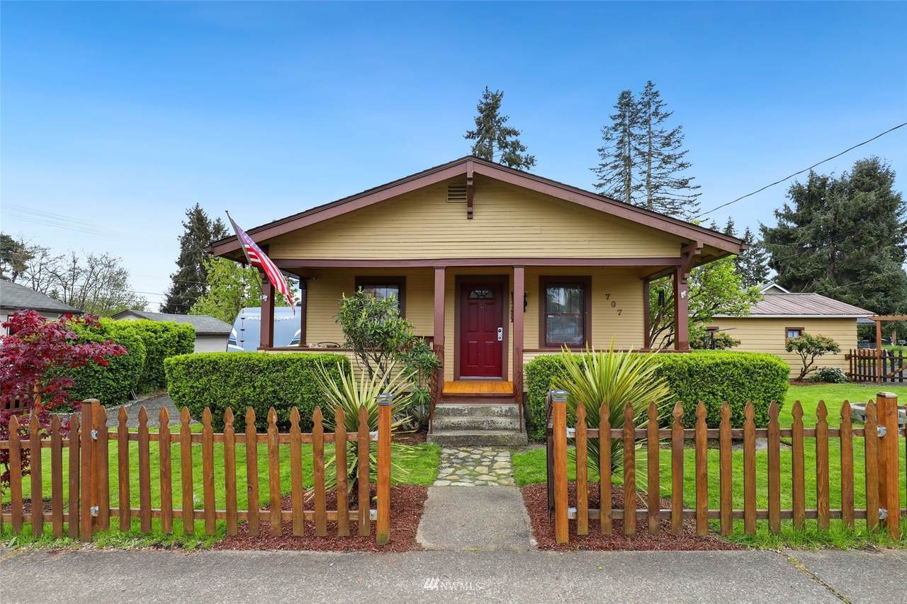 707 Arcadia Avenue - Photo 1