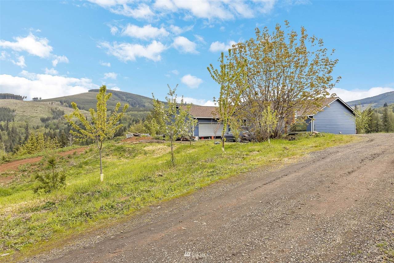 710 Goble Creek Road - Photo 1