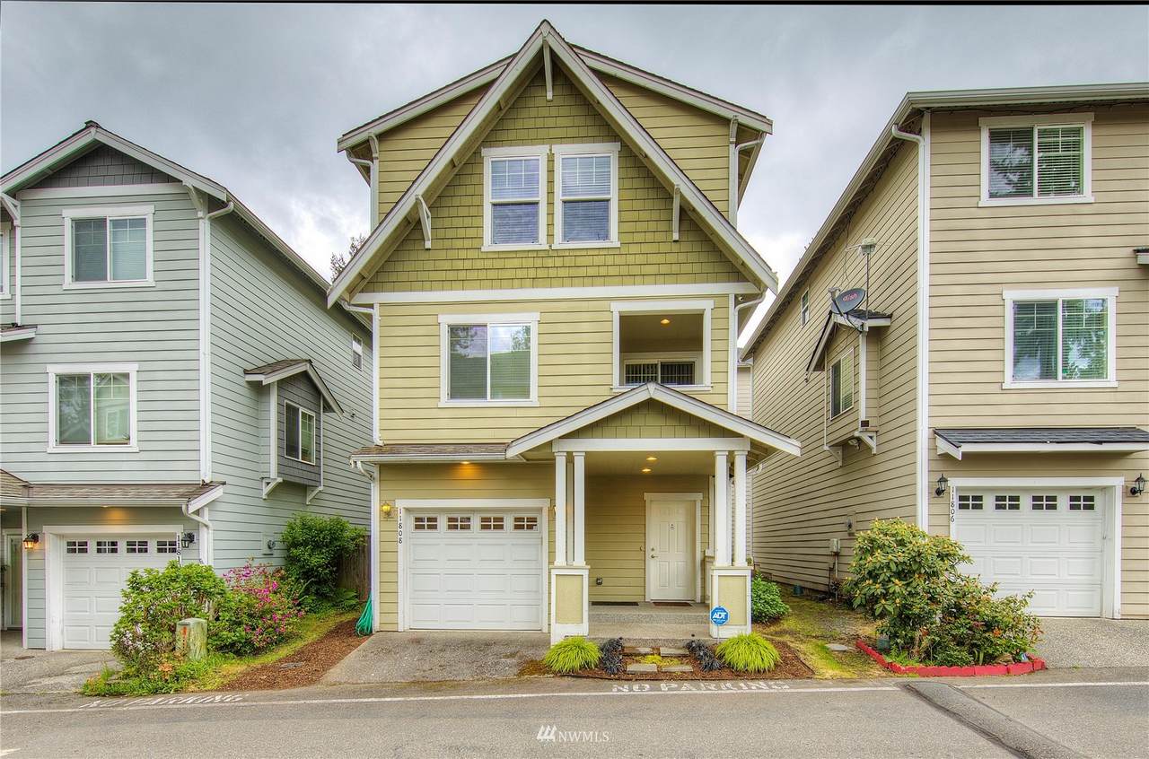 11808 14th Avenue - Photo 1
