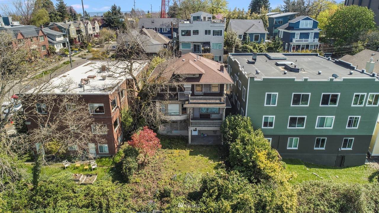 1423 1st Avenue - Photo 1