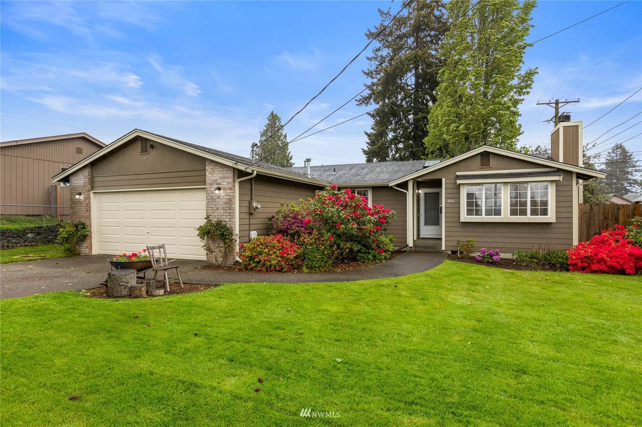 3101 15th Street - Photo 1