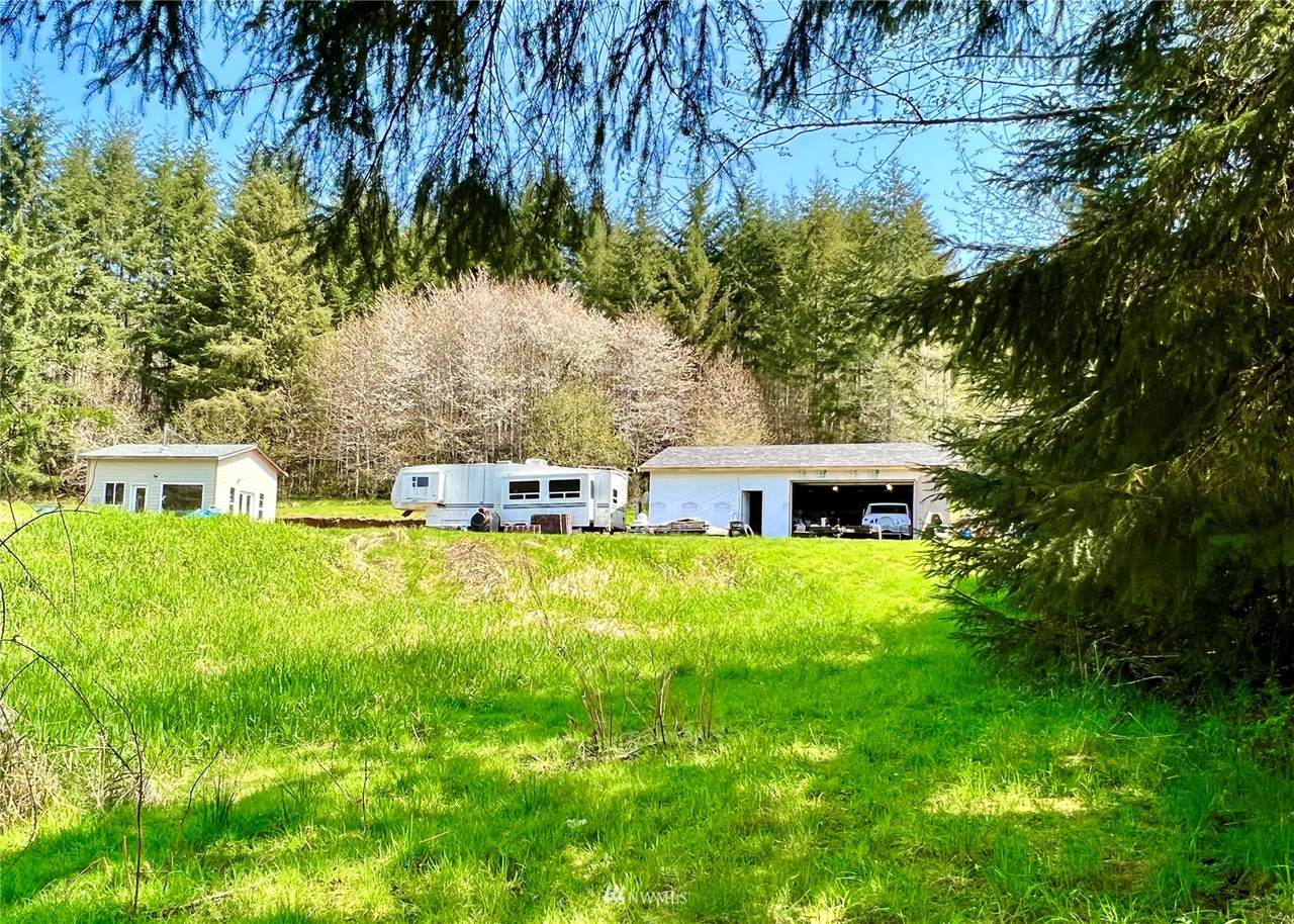 240 Valley Road - Photo 1