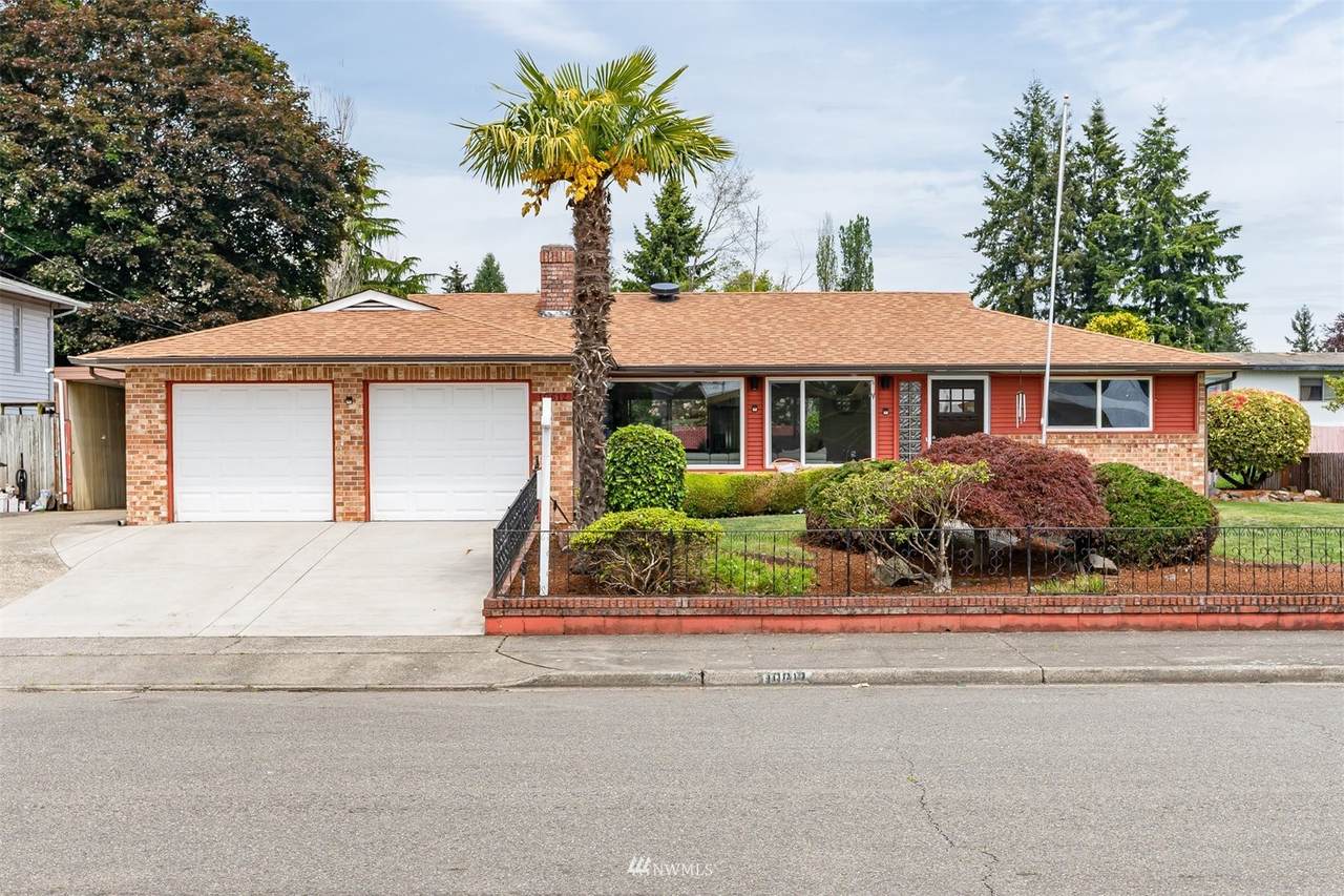 10612 226th Street - Photo 1