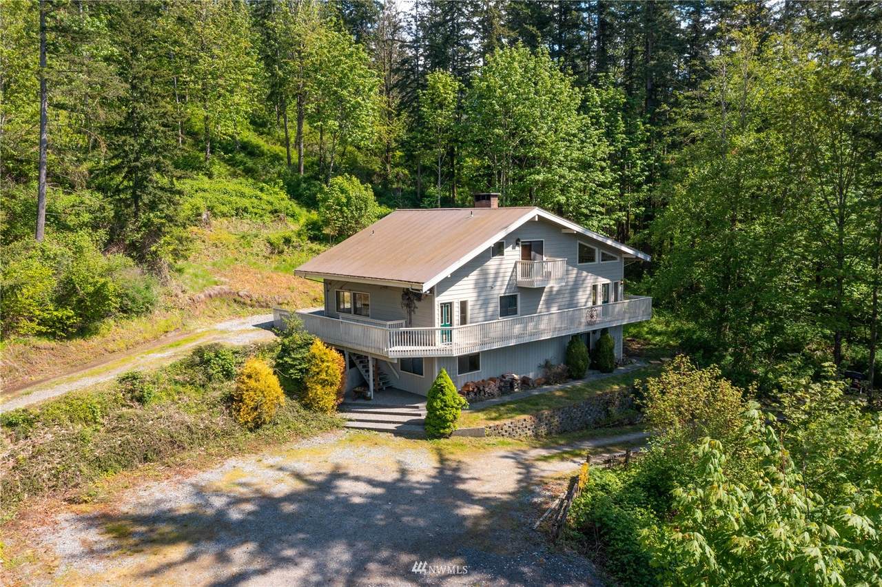 8406 Pass Road - Photo 1