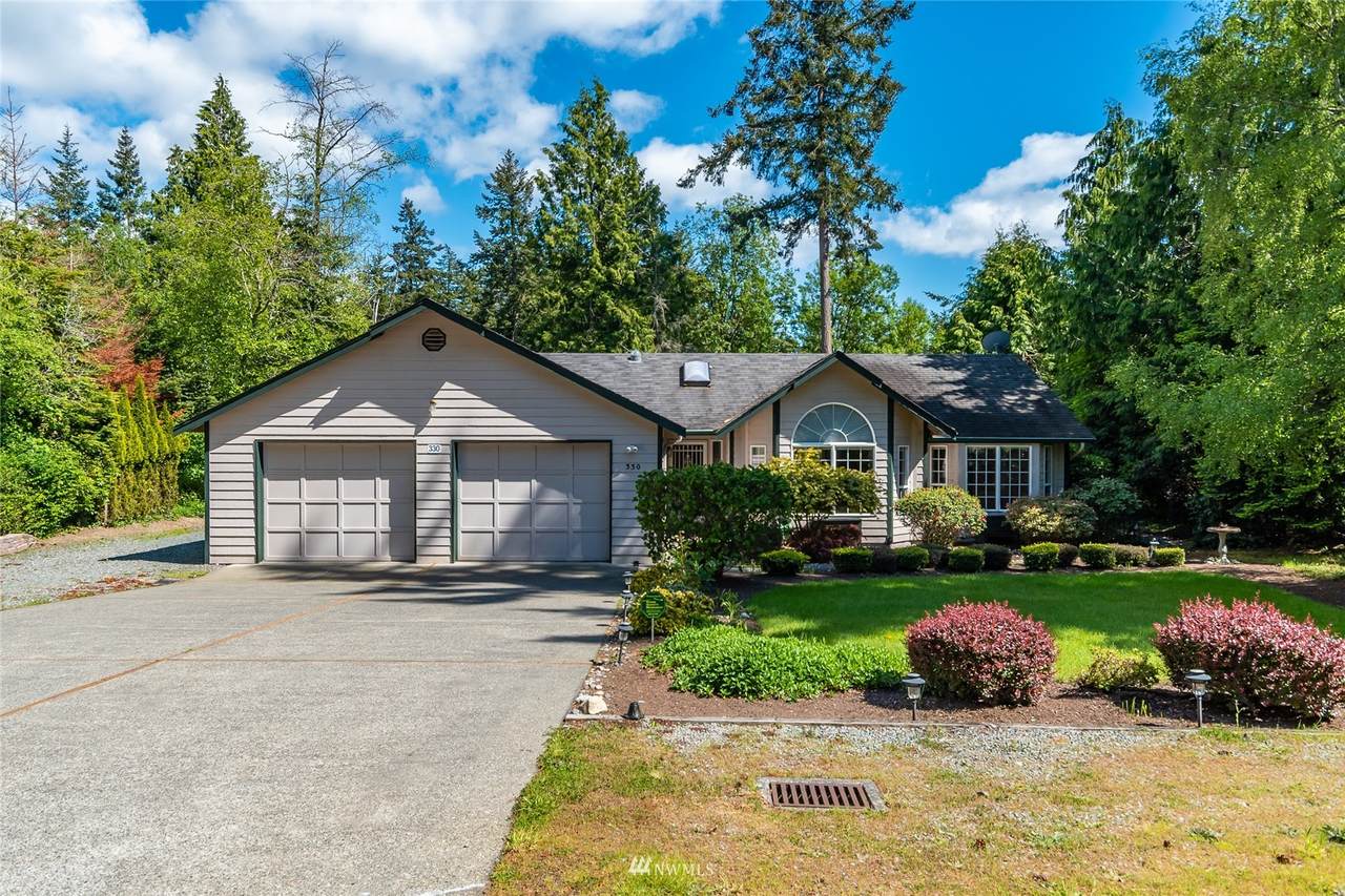 330 Snohomish Drive - Photo 1