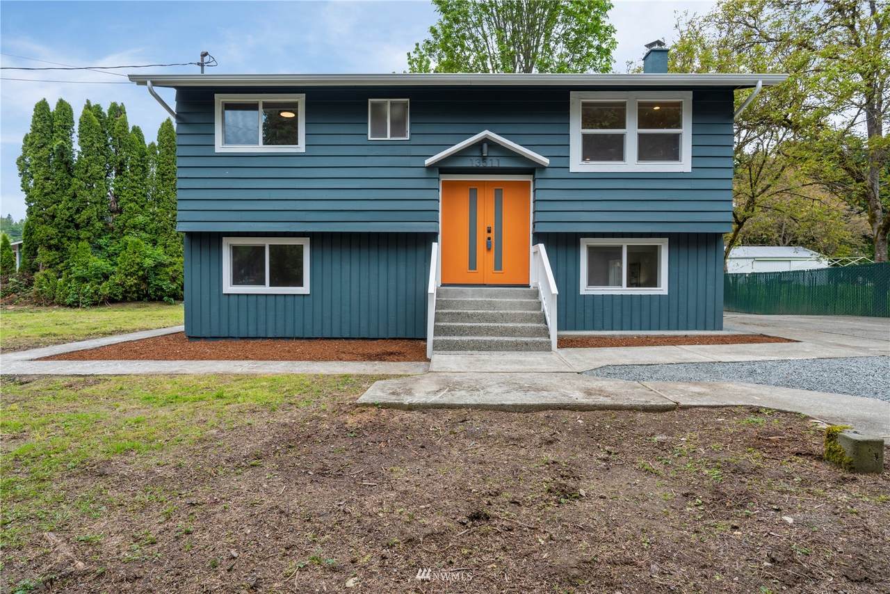 13511 Riviera Boulevard - Photo 1