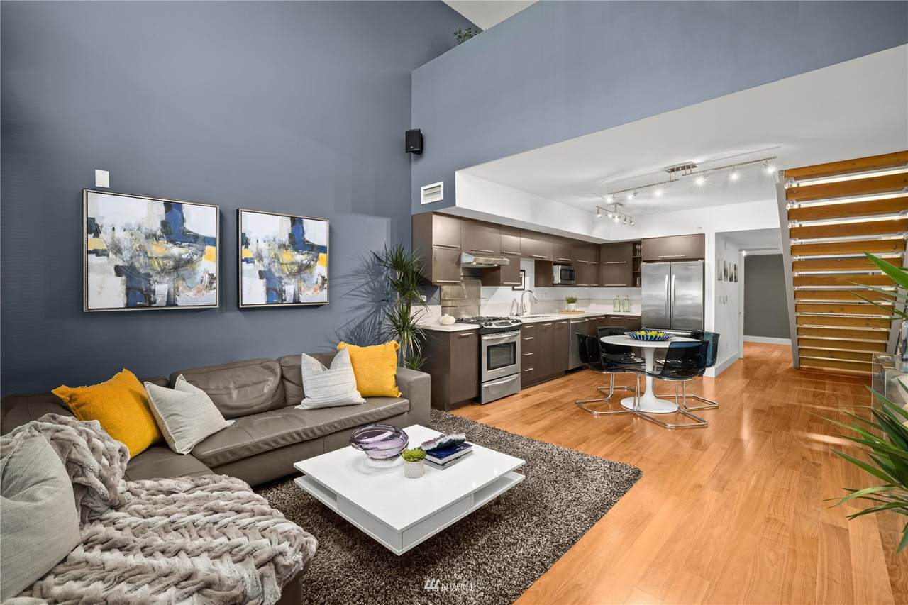 2911 2nd Avenue - Photo 1