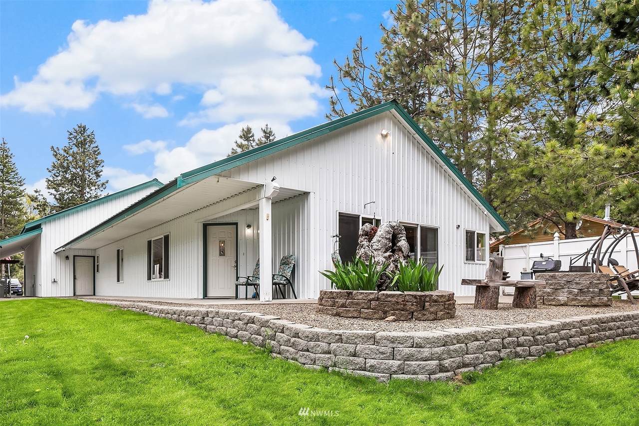 1811 Hundley Road - Photo 1