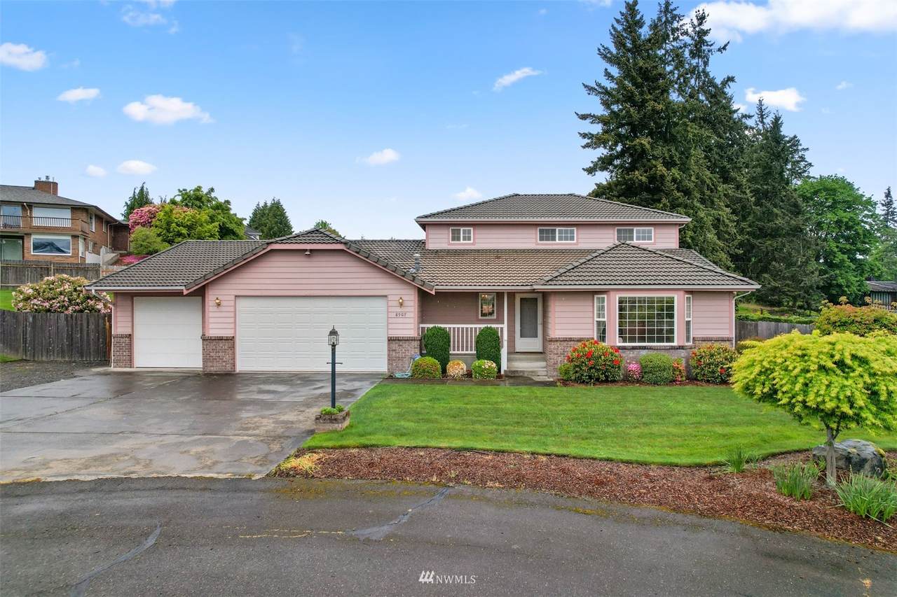 8907 69th Avenue - Photo 1