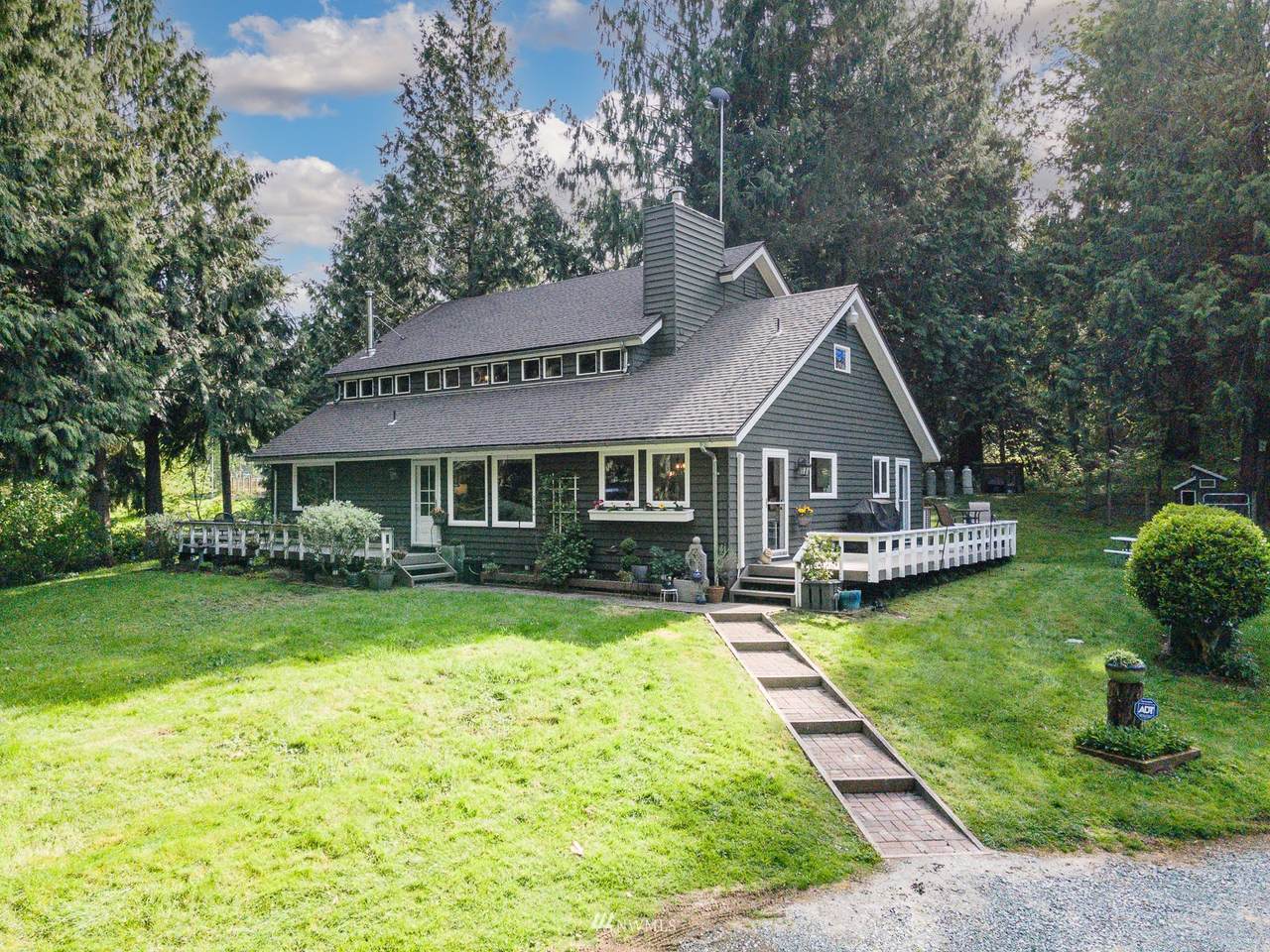 23712 105th Street - Photo 1