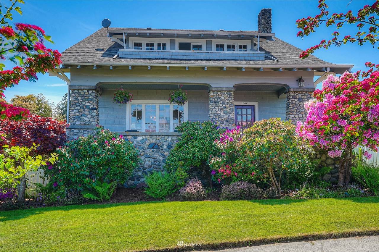 3718 34th Street - Photo 1