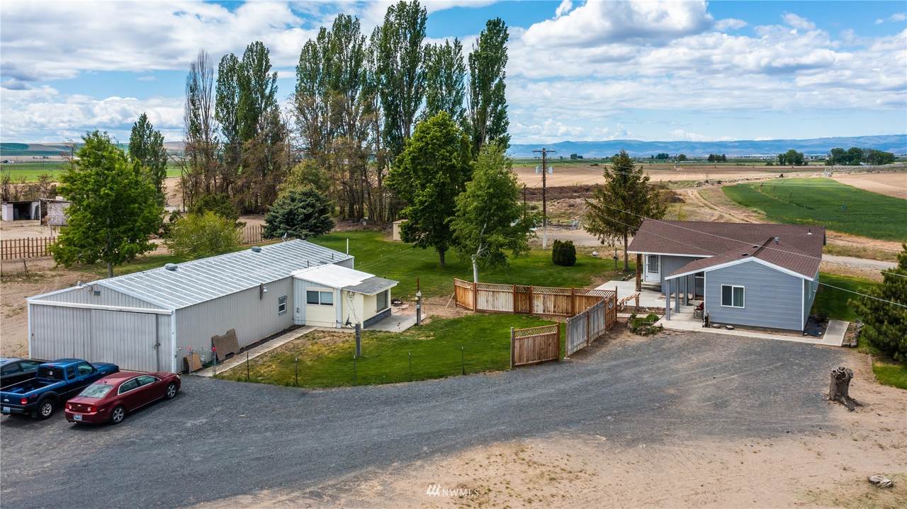 3316 Road O - Photo 1